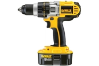 Аккумуляторная дрель-винтоверт DeWALT DCD 920 B2