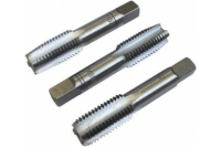 Метчик ROCKFORCE M18x2.5 в пластиковом футляре RF-TAP18x2.5