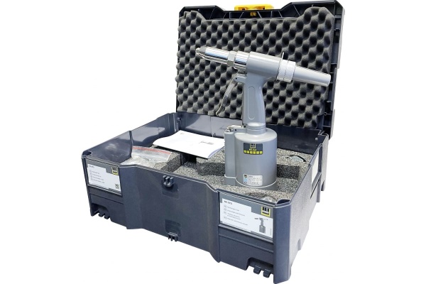 Пневмозаклёпочник Schneider Airsystems в кейсе NZ-SYS DGKD322311