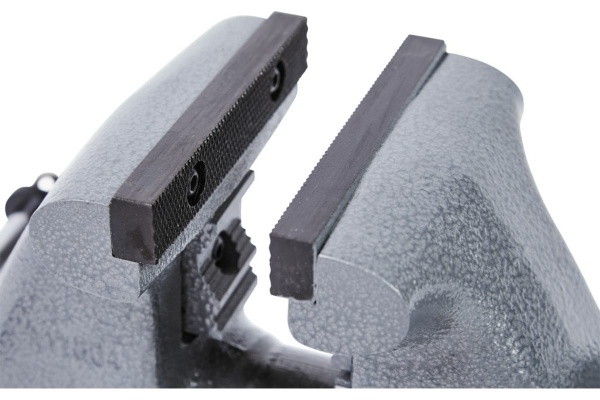 Слесарные тиски WILTON TRADESMAN 165 мм 1765 28807EU