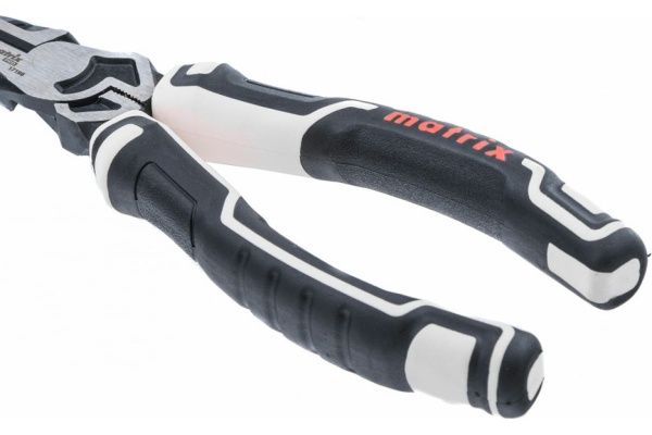 Прямые длинногубцы MATRIX PRO 205 мм, усиленная система 17198