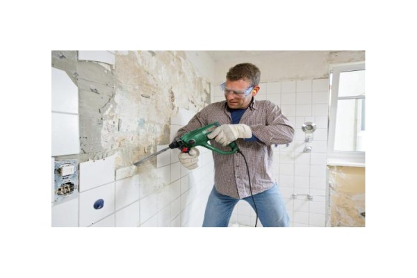 Перфоратор Bosch PBH 2100 RE с набором сверл 0.603.3A9.303