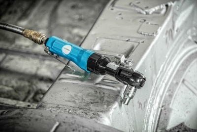 Пневматическая трещотка HOEGERT TECHNIK 1/2", 61 Нм HT4R630