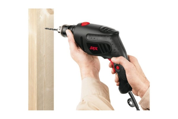 Ударная дрель Skil 6002 CA