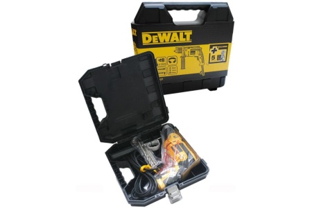 Ударная дрель DEWALT DWD 024 KP