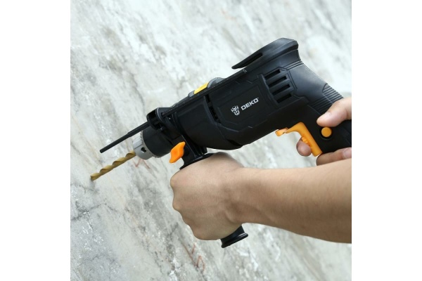 Ударная сетевая дрель DEKO DKID600W 063-4154