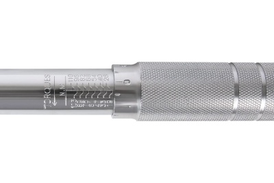 Динамометрический ключ KRAFT 3/8, 19-110 Нм KT 705222