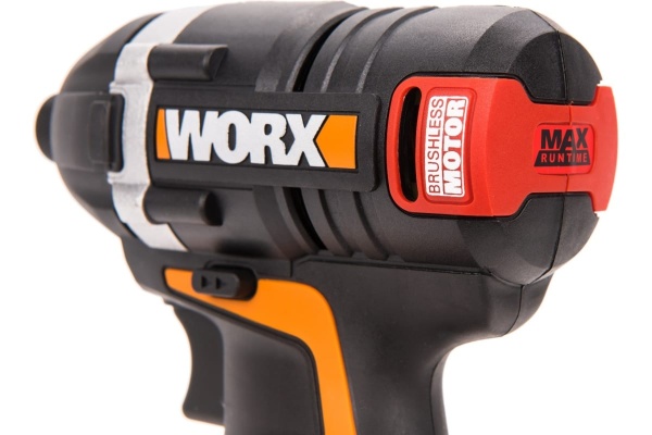 Аккумуляторный бесщеточный винтоверт WORX Impact 20В, бесщеточный, 2Ач x2, кейс WX292