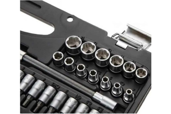Набор инструмента ROCKFORCE 1/2, 1/4 DR 6-гранный, 82пр + 6пр. RF-4821-7-PREMIUM