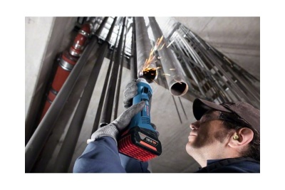 Аккумуляторная прямая шлифмашина Bosch GGS 18 V-LI Solo 0.601.9B5.303