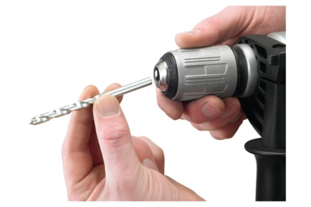 Электронная ударная дрель Black+Decker KR806K