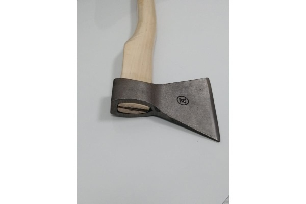 Кованый топор в сборе ТОПАРWolf Axe 0.8 кг Б2 Т31