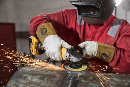 Бесщеточная угловая шлифмашина DEWALT DCG405NT