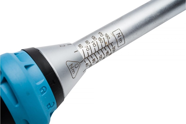 Динамометрический ключ HAZET 40-200 Нм 5122-3CT