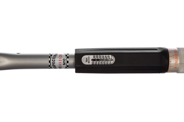 Динамометрический ключ NEO Tools 3/8"x390мм, 10-60Нм 08-803