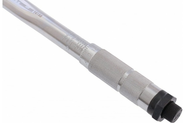Динамометрический ключ 5-24 Нм, 1/4", CrV, хромированный STELS 14158