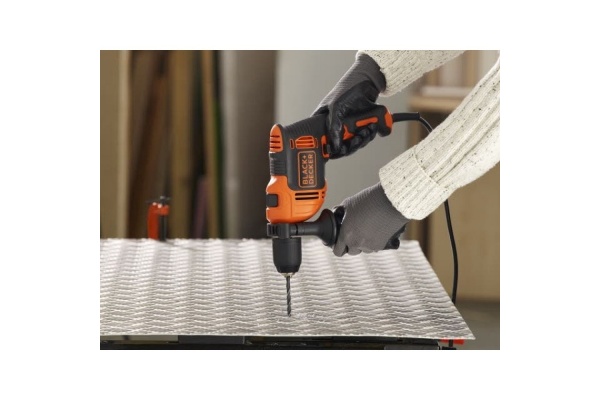 Электронная ударная дрель Black&Decker Omega BEH710K-QS