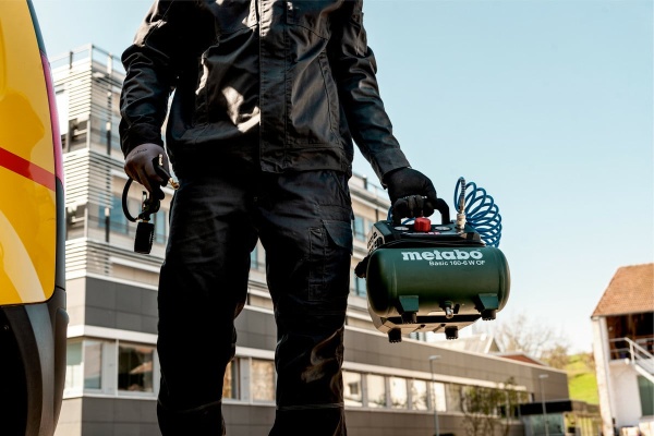 Безмасляный компрессор Metabo Basic 160-6 W OF 0.9 кВт, 6 л 601501000