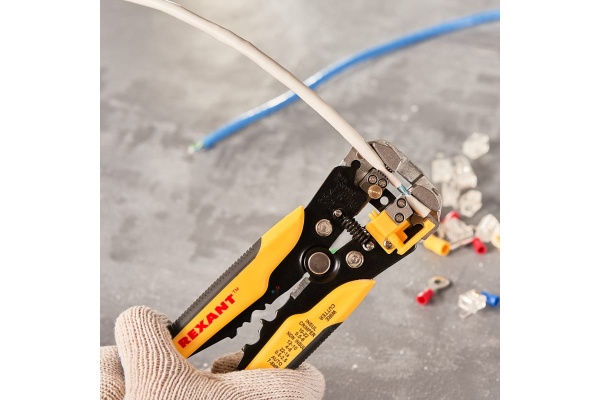 Инструмент для зачистки кабеля и обжима наконечников REXANT ht-766 12-4005