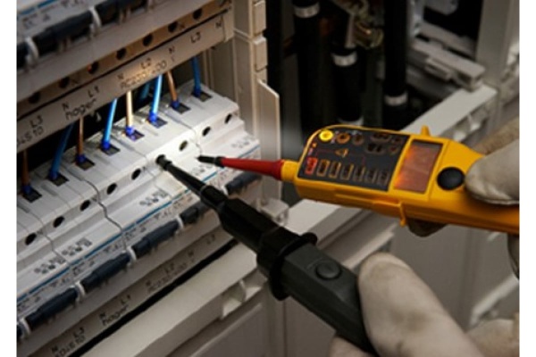 Промышленный тестер-пробник FLUKE T150