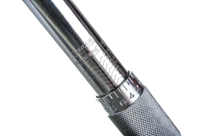 Динамометрический ключ VOREL 1/2" 28-210 NM 57350