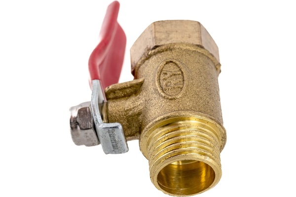 Шаровой кран Pegas pneumatic латунный, резьба внутренняя наружная 1/4 FXM 4406