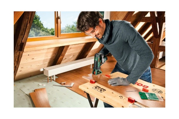 Аккумуляторный лобзик Bosch EasySaw 12 0.603.3B4.005
