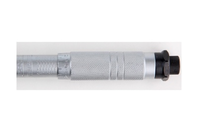 Динамометрический ключ (3/8 20-110 Nm) YATO YT-0750