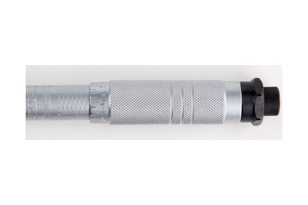 Динамометрический ключ (3/8 20-110 Nm) YATO YT-0750