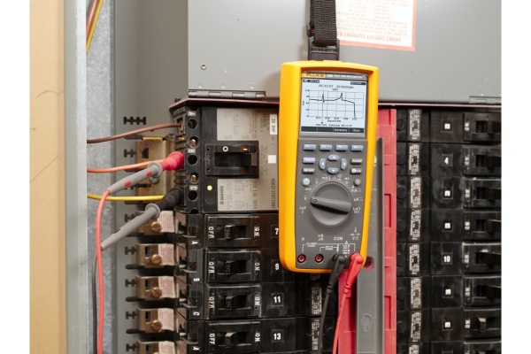 Комбинированный комплект Fluke 289 с программой FlukeView Forms