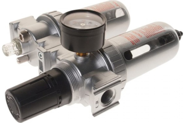 Лубрикатор 3/8 с пластиковым переключателем, давление 215 PSI,2500 л/мин, объем 125 мл. JTC JTC-JW0889-803