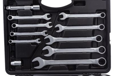 Набор инструмента ROCKFORCE 1/2 и 1/4DR 6-гранный 82 предметов RF-4821-5