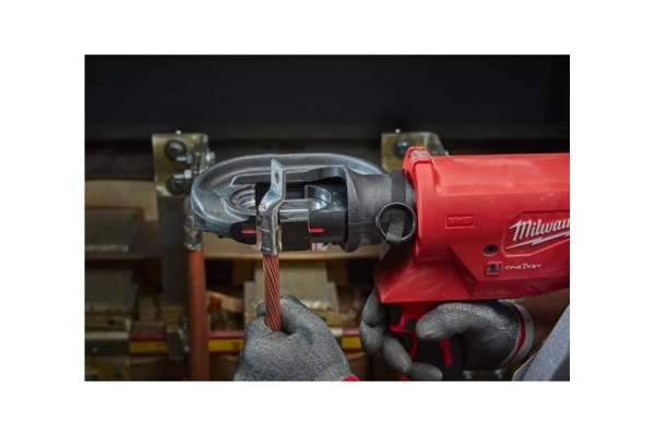 Аккумуляторный гидравлический инструмент для обжима кабеля Milwaukee M18HCCT109/42-522C 12т 4933459273