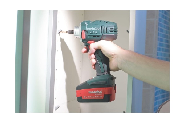Аккумуляторный винтоверт Metabo BS 18 LTX Impuls 602145500