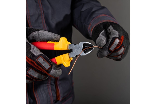 Бокорезы MATRIX Insulated, 180мм, двухкомпонентные рукоятки PROFESSIONAL 17508