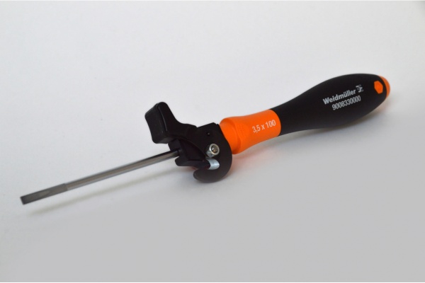 Отвертка + кусачки Weidmuller SWIFTY SET SL 3.5х100 мм 9006060000