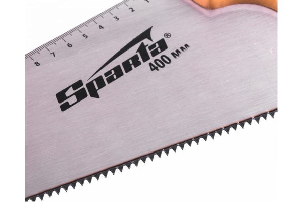 Ножовка по дереву SPARTA 400 мм, 7-8 ТРI, каленый зуб, линейка, деревянная рукоятка 231855