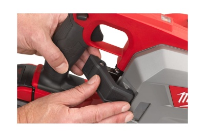 Аккумуляторная циркулярная пила Milwaukee FCSRH66-0 4933471444