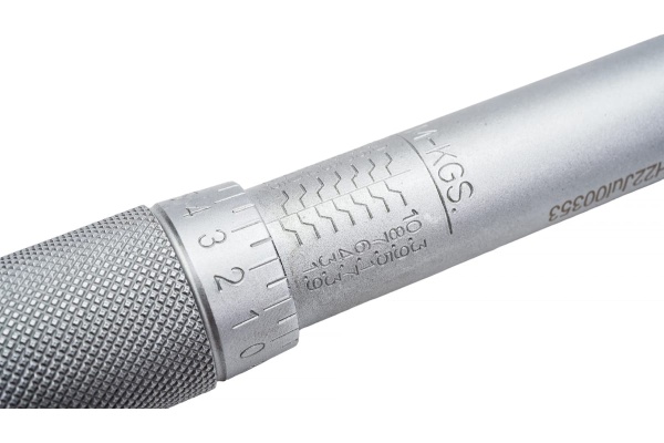 Динамометрический ключ СТАНКОИМПОРТ 19-110 Nm. 3/8" CS-11.06.19-110