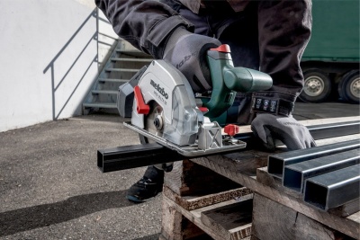 Аккумуляторная циркулярная мини-пила TROTEC PCSS 10-20V 4430000110