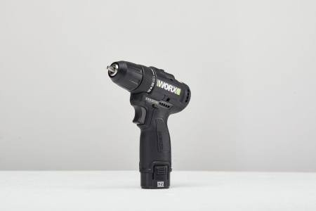 Аккумуляторная дрель-шуруповерт WORX Professional WE210.2 бесщеточный, 12В, 38Нм, 2Ач х2, ЗУ 1.5 Ач WE210.2