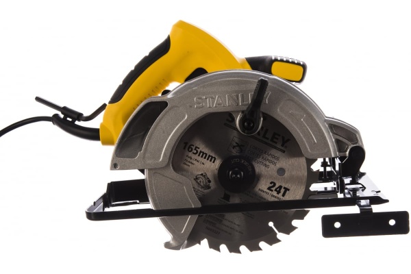 Дисковая пила Stanley SC16