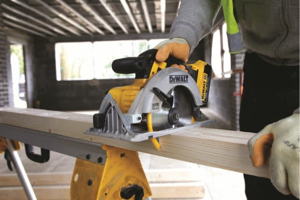 Аккумуляторная пила FESTOOL TSC 55 Li REBI-Plus/XL-SCA 575689