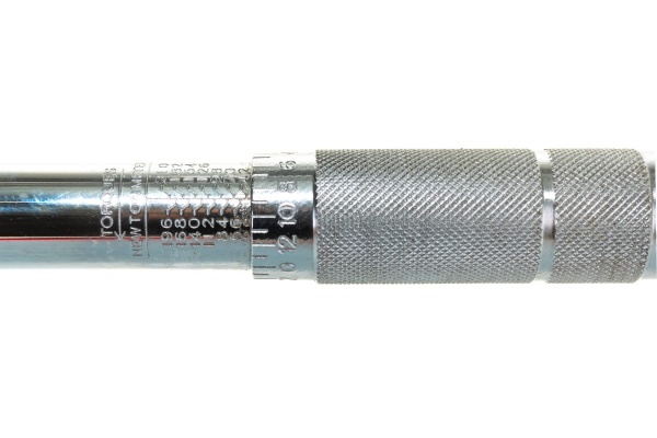 Динамометрический ключ Stayer 1/2", 28-210 Нм, Professional 64064-210_z01