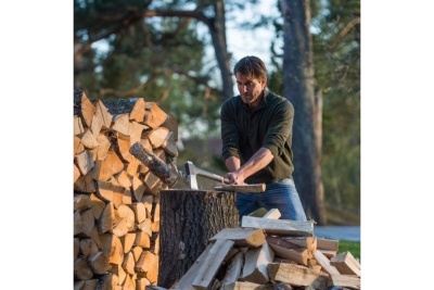 Промонабор Fiskars: топор X21 + точилка 1019333