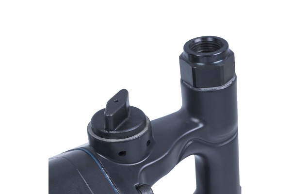 Пневматический ударный гайковерт KING TONY 3/4" P33671-160B