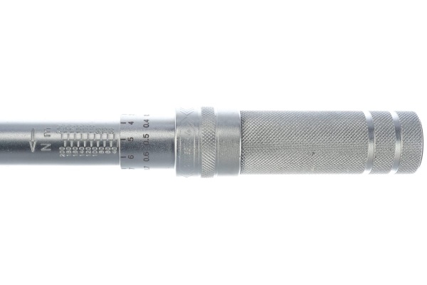 Динамометрический ключ Jonnesway T04150 1/2"40-210 НМ 47307