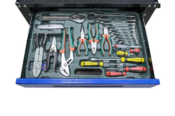 Тележка с инструментом AIST 146 пр. 4-32мм SL-гр 6 ящиков 0-901146M 00-00024693