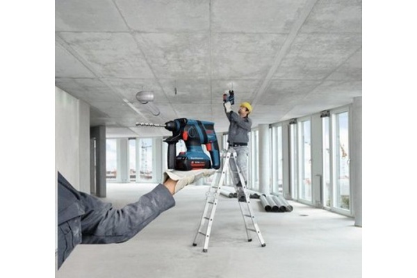 Аккумуляторный перфоратор Bosch GBH 36 V-LI COMPACT 0.611.903.R08