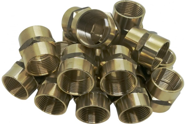 Муфта пневмо 3/8" ВР, 200 шт HG 1641698